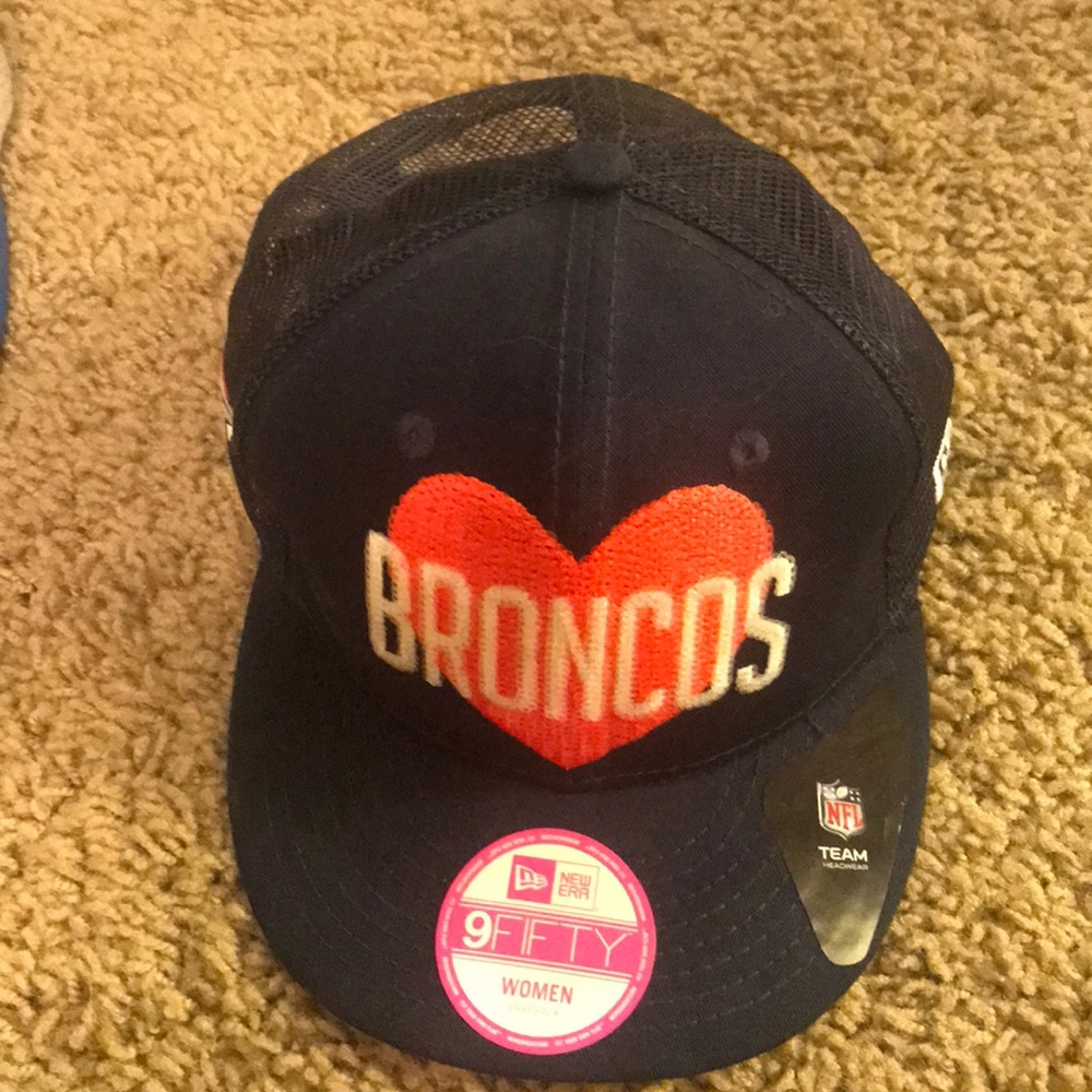 Navy Broncos mesh hat.